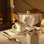 Hotel Grand 4*