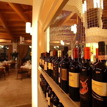 Hotell Grand Forlì