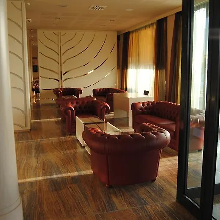 Grand Hotell