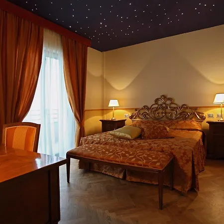 Grand Hotel 4*