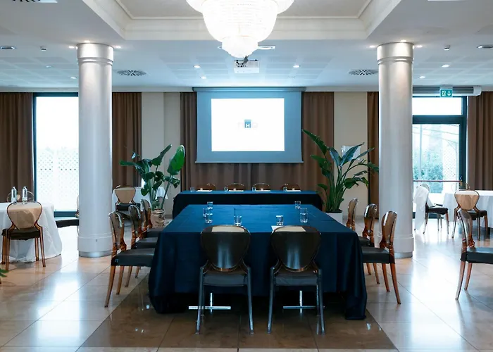 Ξενοδοχείο Grand