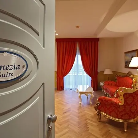 Hotel Grand