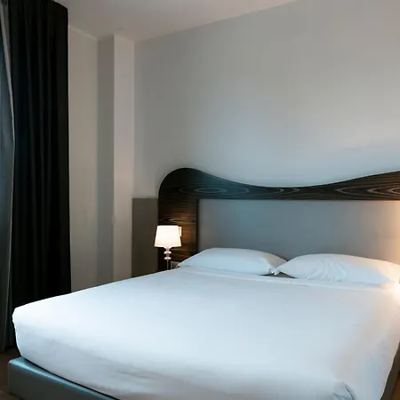 Hotel Grand