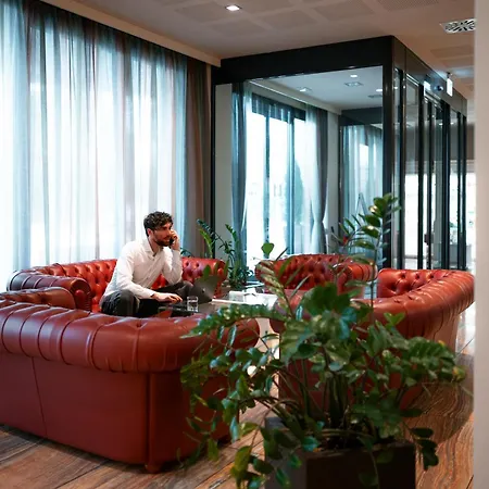 Hotel Grand