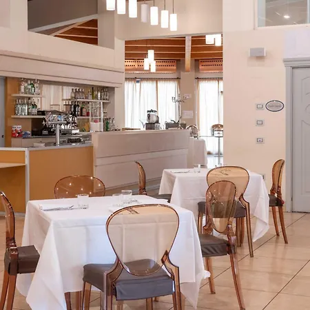 Grand 4* Forlì