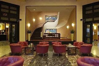 Grand Hotel