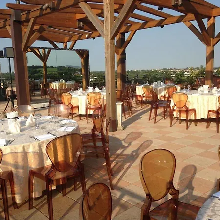 Hotell Grand Forlì