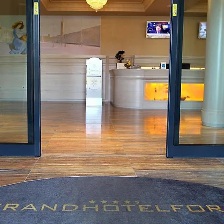 Grand Hotel
