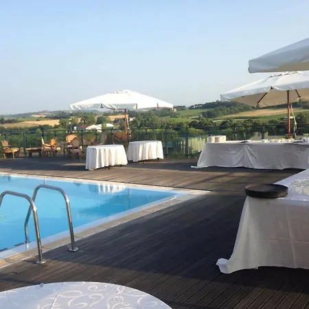Grand Hotell