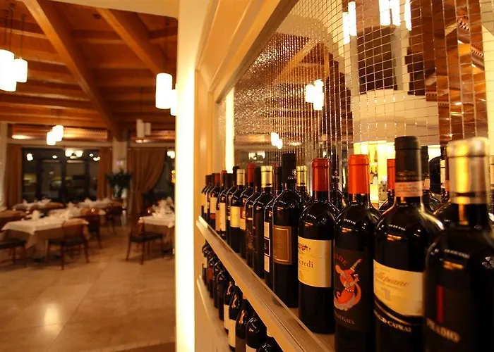 فندق Grand فورلي