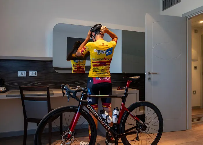 호텔 Grand 포를리